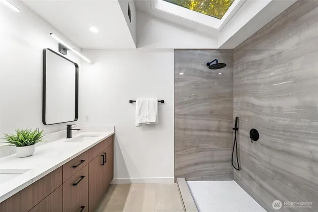 $1,599,999 | 2133 170th Avenue Northeast, Bellevue, WA 98008