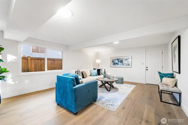 $1,599,999 | 2133 170th Avenue Northeast, Bellevue, WA 98008