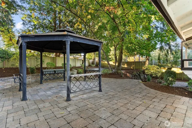 $1,599,999 | 2133 170th Avenue Northeast, Bellevue, WA 98008