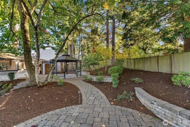 $1,599,999 | 2133 170th Avenue Northeast, Bellevue, WA 98008