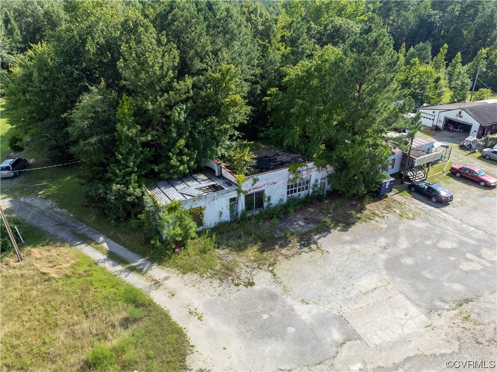 18619 Hull Street Road Moseley, VA 23120 - Photo 11 of 23 a view of backyard with a barn
