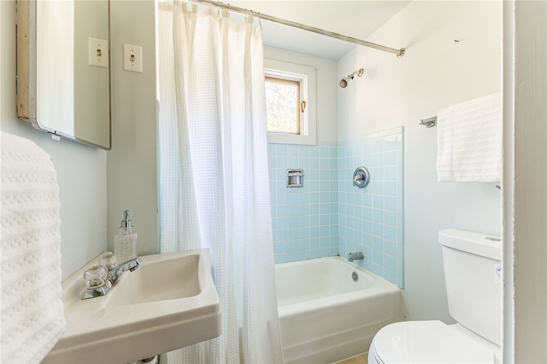 184 Berg Road Ontario, NY 14519 - Photo 20 of 27 Gallery Image 20