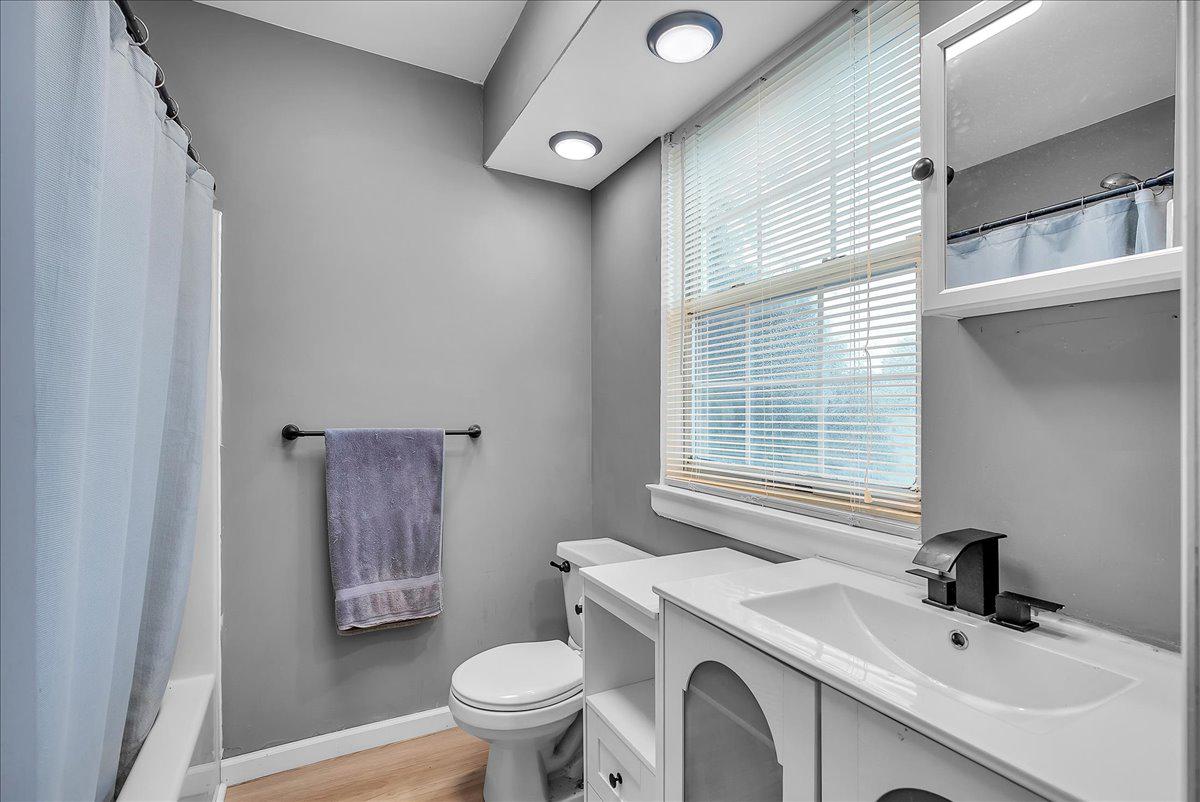 24 County Avenue Maple Shade, NJ 08052 - Photo 23 of 41 Primary Bathroom