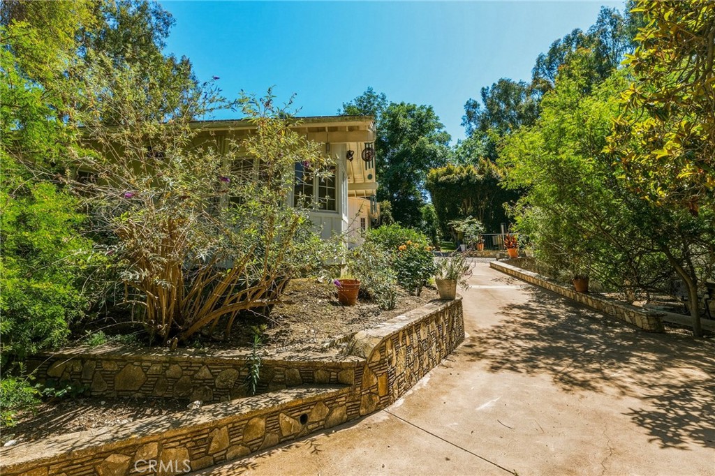 14 Johns Canyon Road Rolling Hills, CA 90274 - Photo 30 of 45 a view of a pathway with a yard