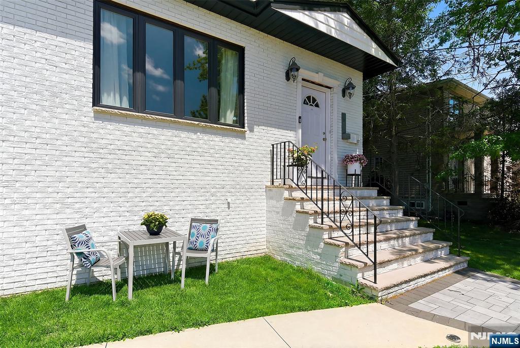171 Madison Street Wood-Ridge, NJ 07075 - Photo 4 of 36