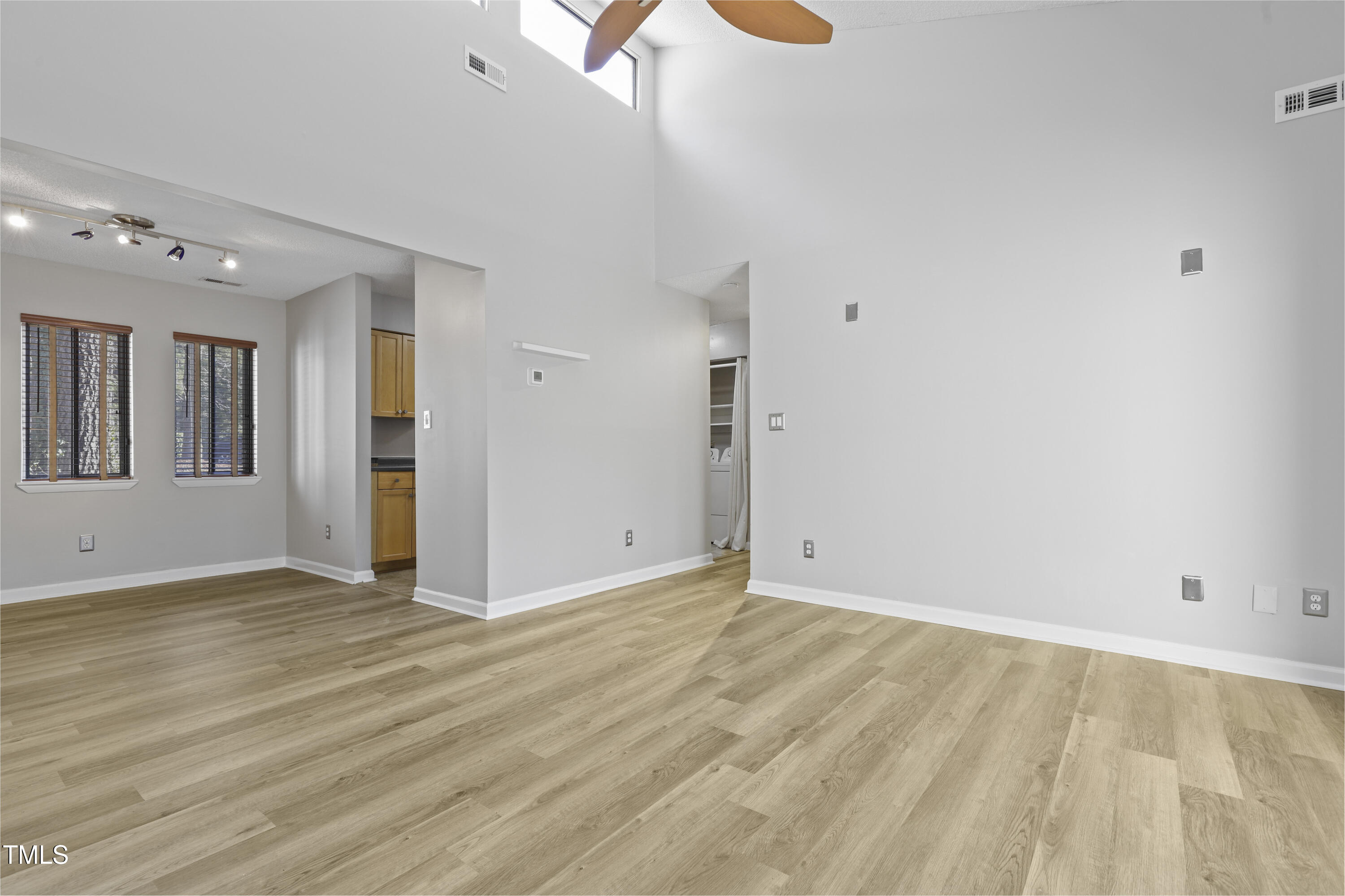 5921 Farm Gate Road Raleigh, NC 27606 - Photo 5 of 27 7