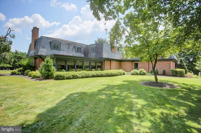 $799,900 | 9383 Oyer Drive, Waynesboro, PA 17268