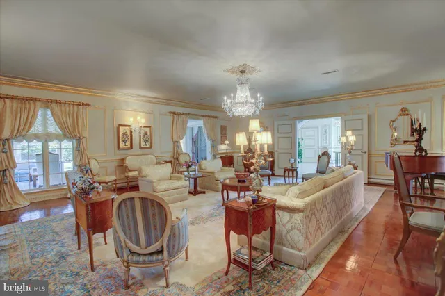 $799,900 | 9383 Oyer Drive, Waynesboro, PA 17268