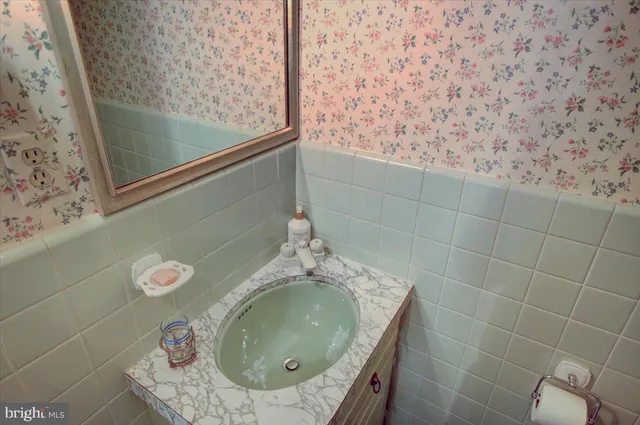 $799,900 | 9383 Oyer Drive, Waynesboro, PA 17268