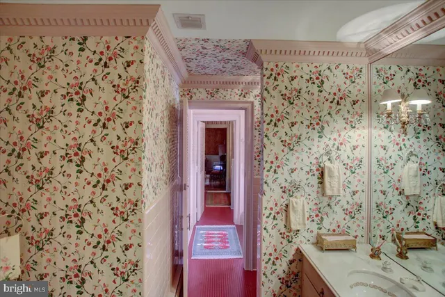 $799,900 | 9383 Oyer Drive, Waynesboro, PA 17268