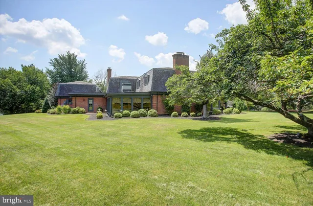 $799,900 | 9383 Oyer Drive, Waynesboro, PA 17268