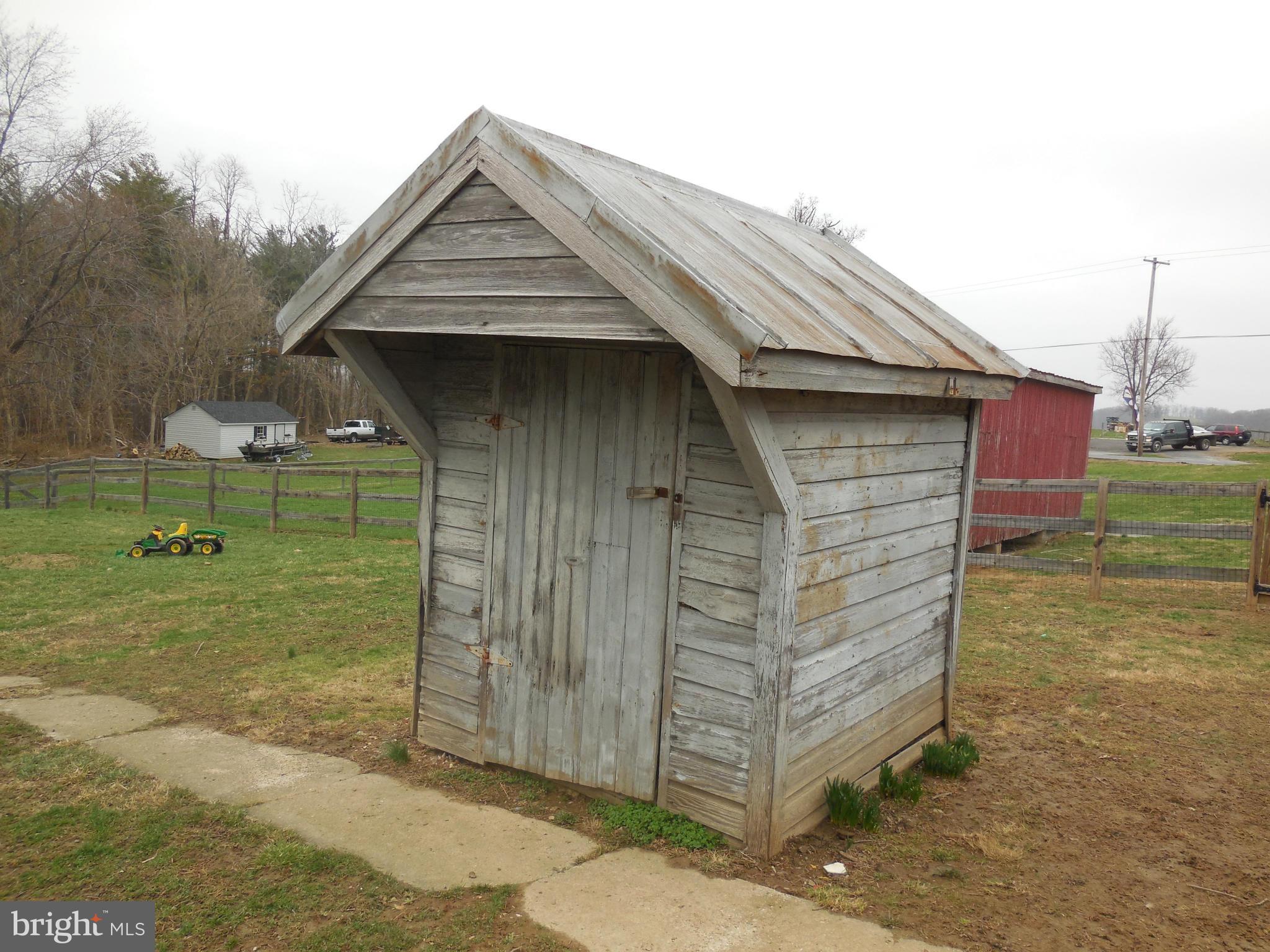 2504 Marston Road New Windsor, MD 21776 - Photo 9 of 30 Shed