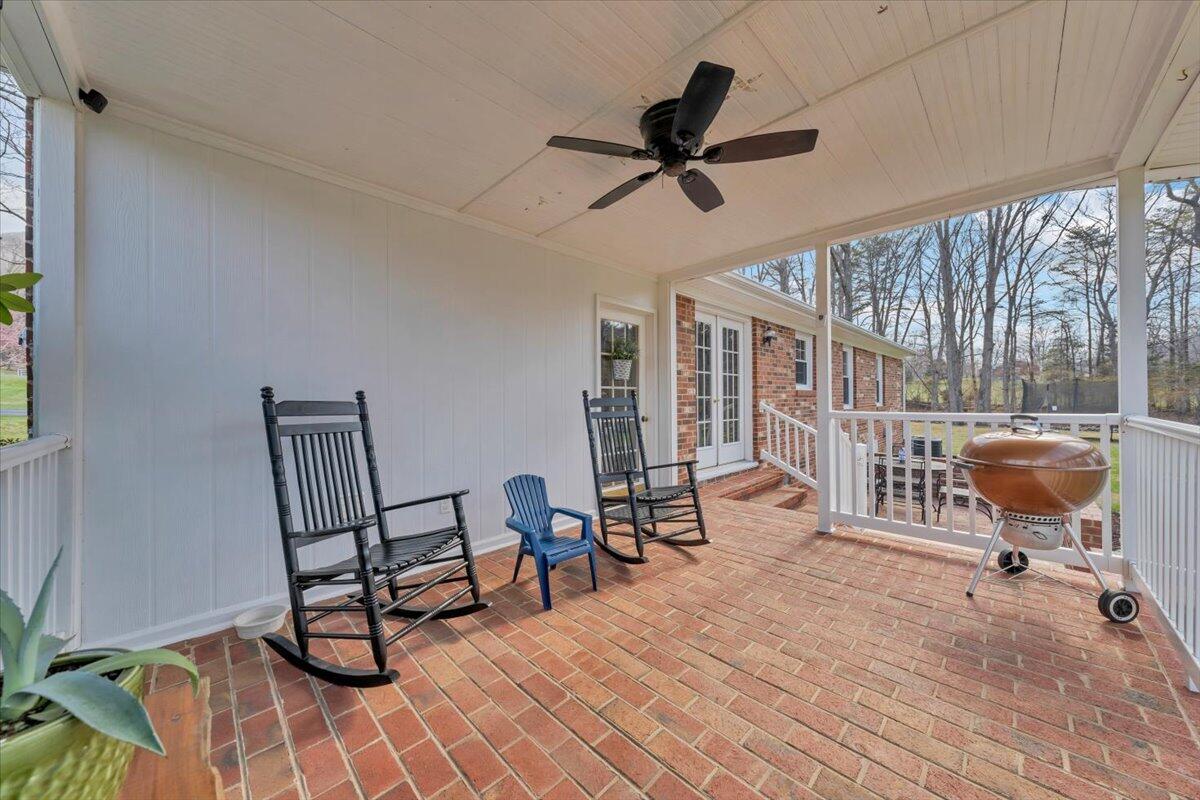 2545 Pico Road Buchanan, VA 24066 - Photo 27 of 55 36-MIB04917
