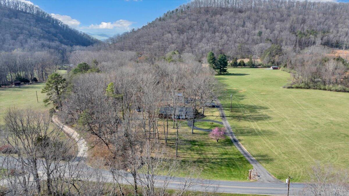 2545 Pico Road Buchanan, VA 24066 - Photo 41 of 55 58-DJI_20260326151334_0249_D