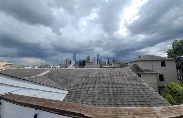 $3,200 | 1413 Holly Street, Unit A, Houston, TX 77007