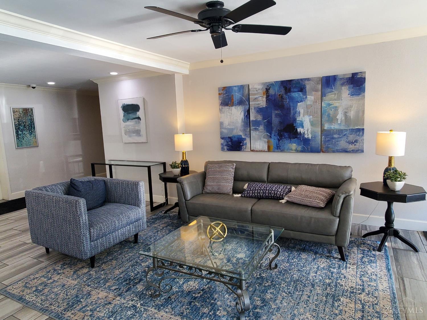 1815 William Howard Taft Road, Unit 507 Cincinnati, OH 45206 - Photo 2 of 28