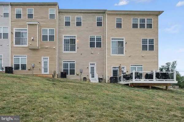 $2,650 | 1304 Gilmore Street, Fredericksburg, VA 22401