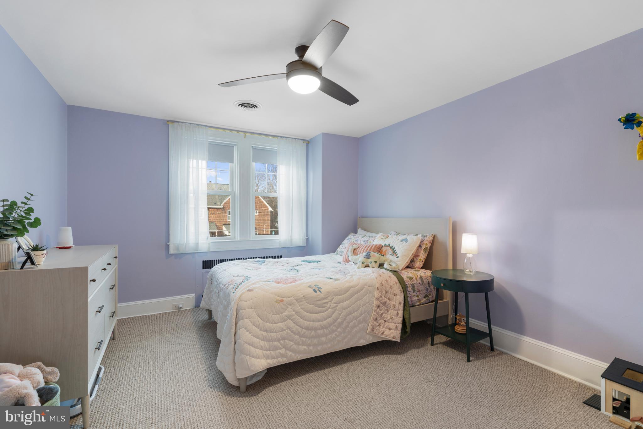 318 Hopkins Road Baltimore, MD 21212 - Photo 18 of 37 Large second bedroom