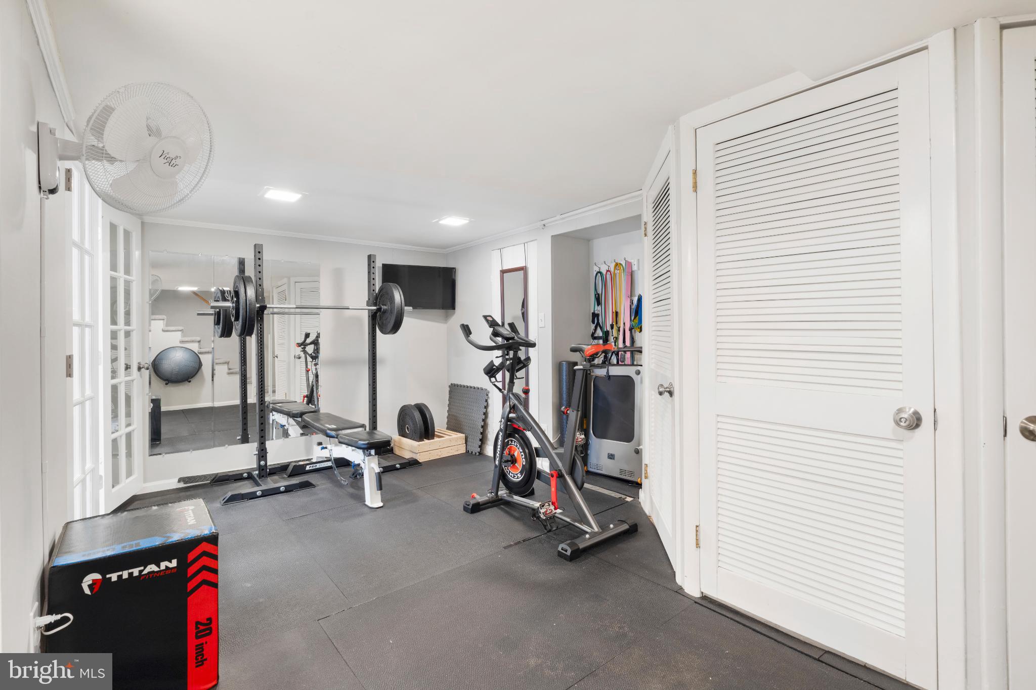 318 Hopkins Road Baltimore, MD 21212 - Photo 28 of 37