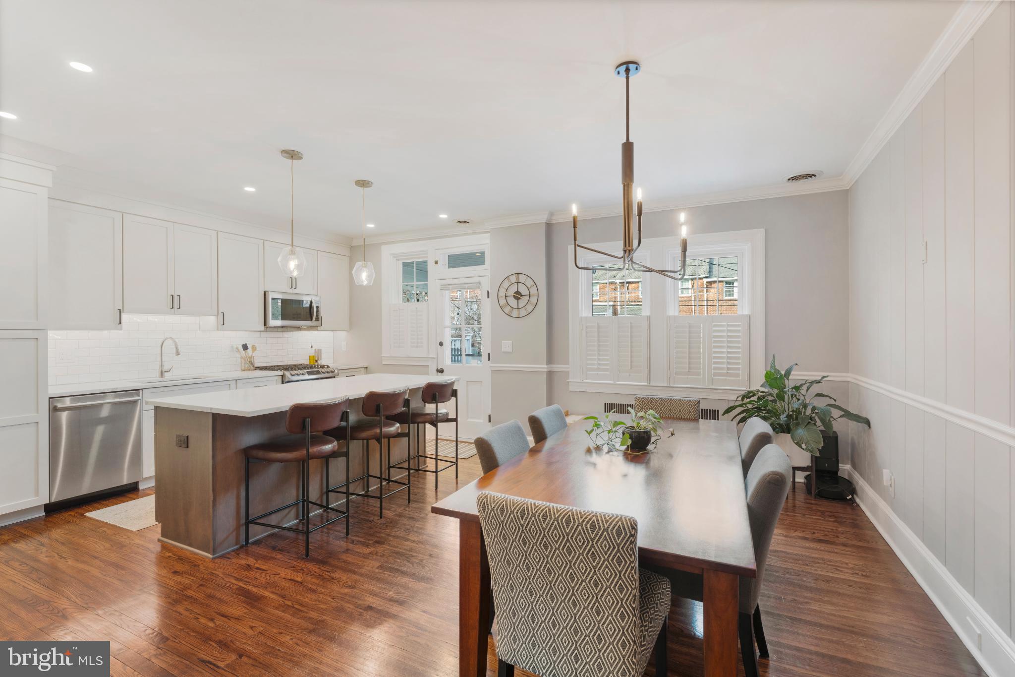 318 Hopkins Road Baltimore, MD 21212 - Photo 4 of 37 Kitchen and dinning area
