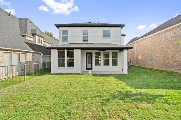 $3,500 | 907 St George Place, DeSoto, TX 75115