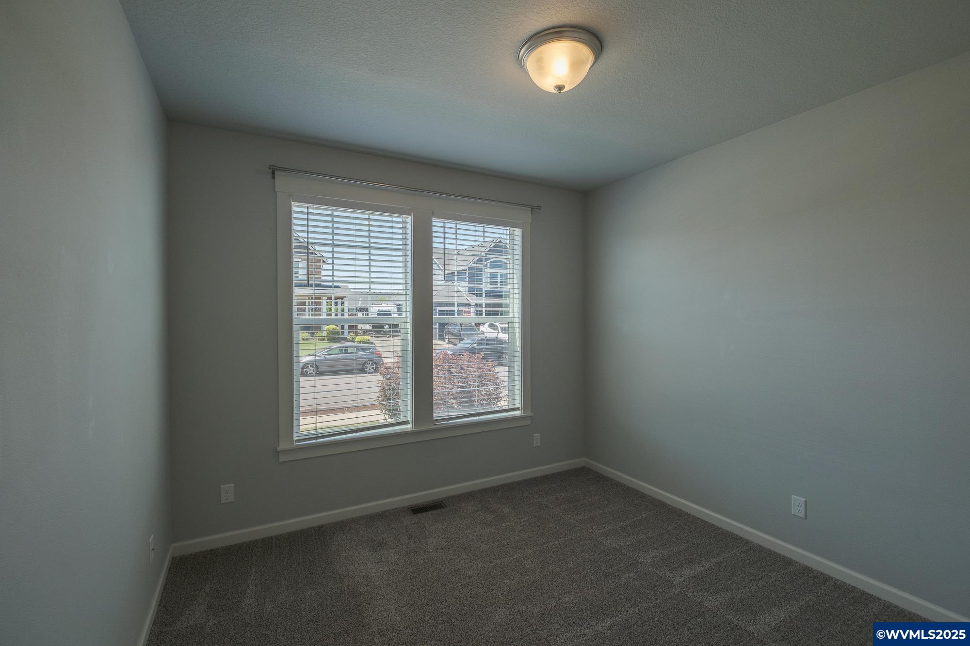 5839 Northeast Tuscan Loop Albany, OR 97321 - Photo 40 of 50 Gallery Image 40