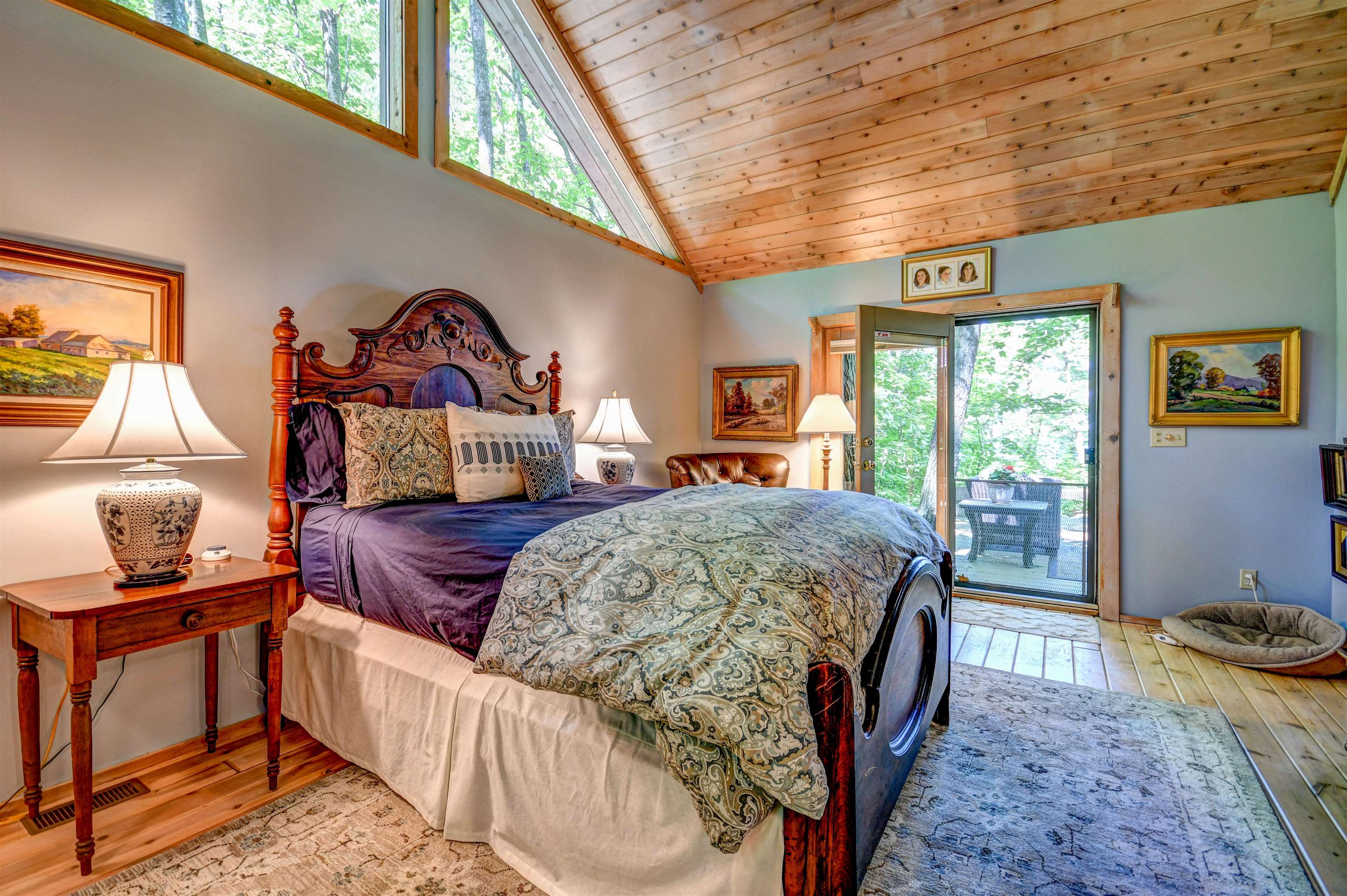 16895 Legacy Road Traverse City, MI 49686 - Photo 11 of 47 1901331-10.JPG