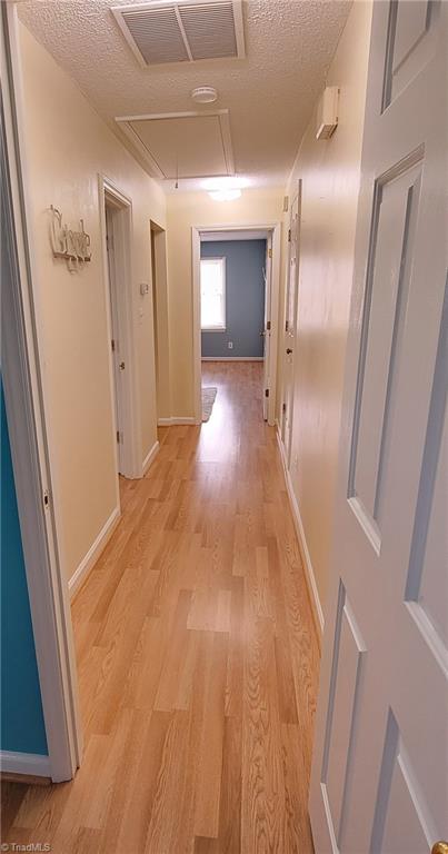 3719 Jill Drive Trinity, NC 27370 - Photo 33 of 40 Upper Hallway