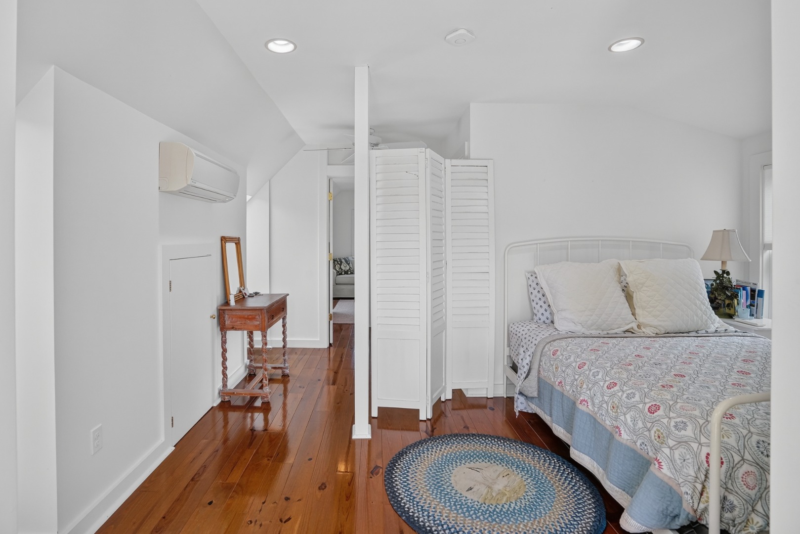 28 Black Point Road Chilmark, MA 02535 - Photo 32 of 56 Finished space above the garage.