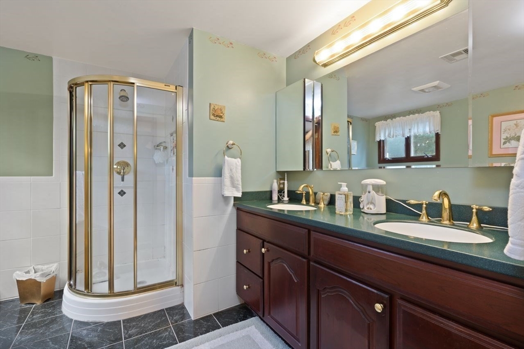 39 Austin Road Sudbury, MA 01776 - Photo 16 of 32