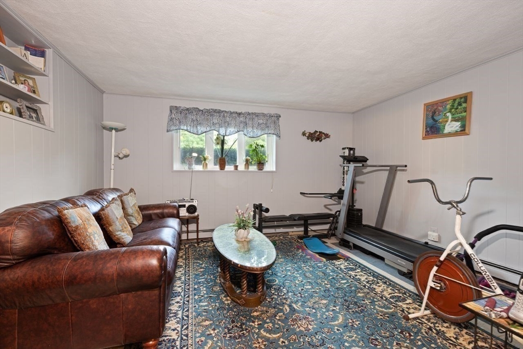 39 Austin Road Sudbury, MA 01776 - Photo 20 of 32