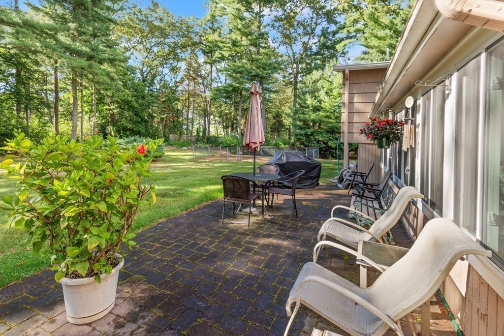 39 Austin Road Sudbury, MA 01776 - Photo 25 of 32