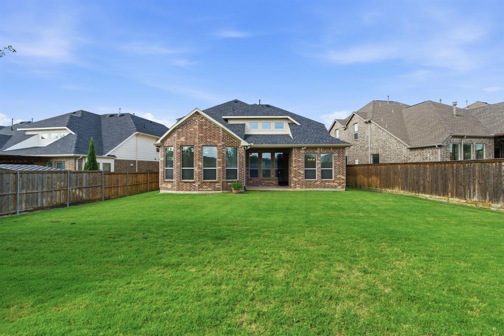 7452 Reverchon Drive Irving, TX 75063 - Photo 37 of 40