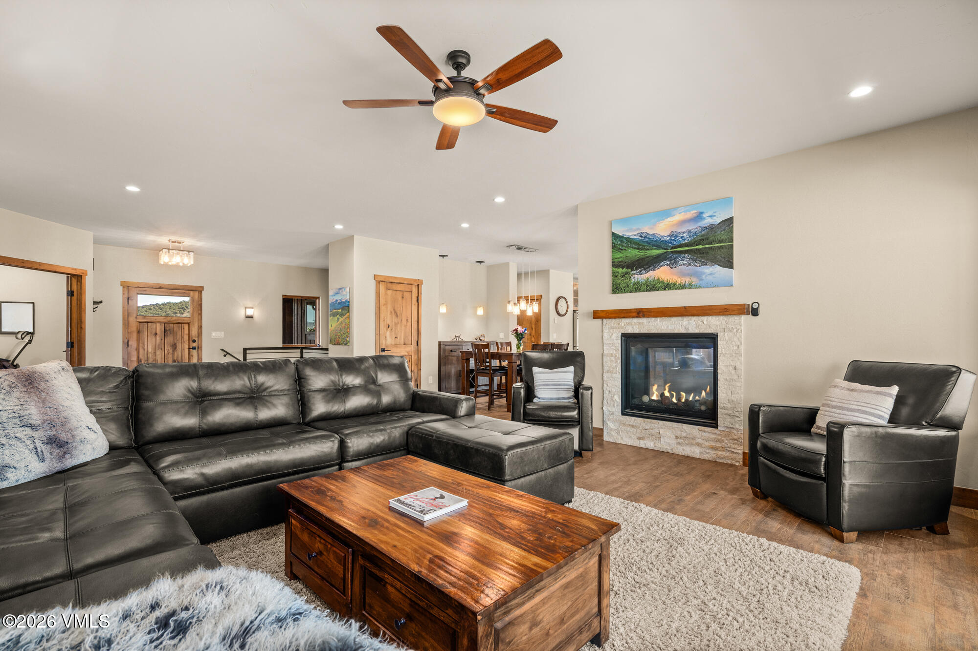 705 Amherst Road Gypsum, CO 81637 - Photo 9 of 55 Livingroom
