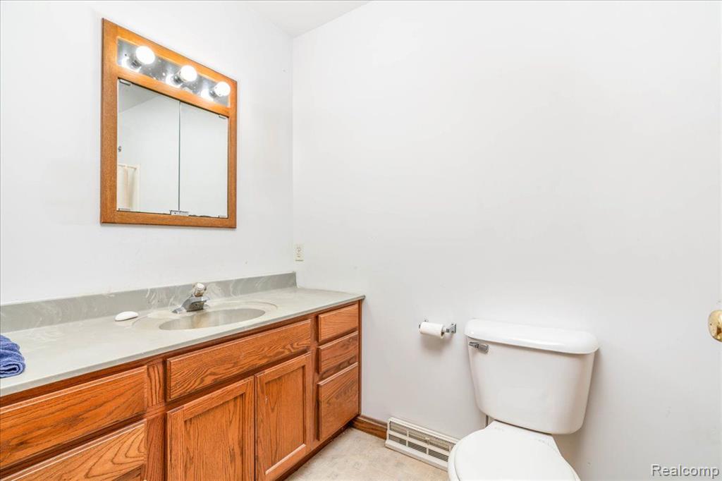 3050 Steinacker Road Howell, MI 48855 - Photo 17 of 31