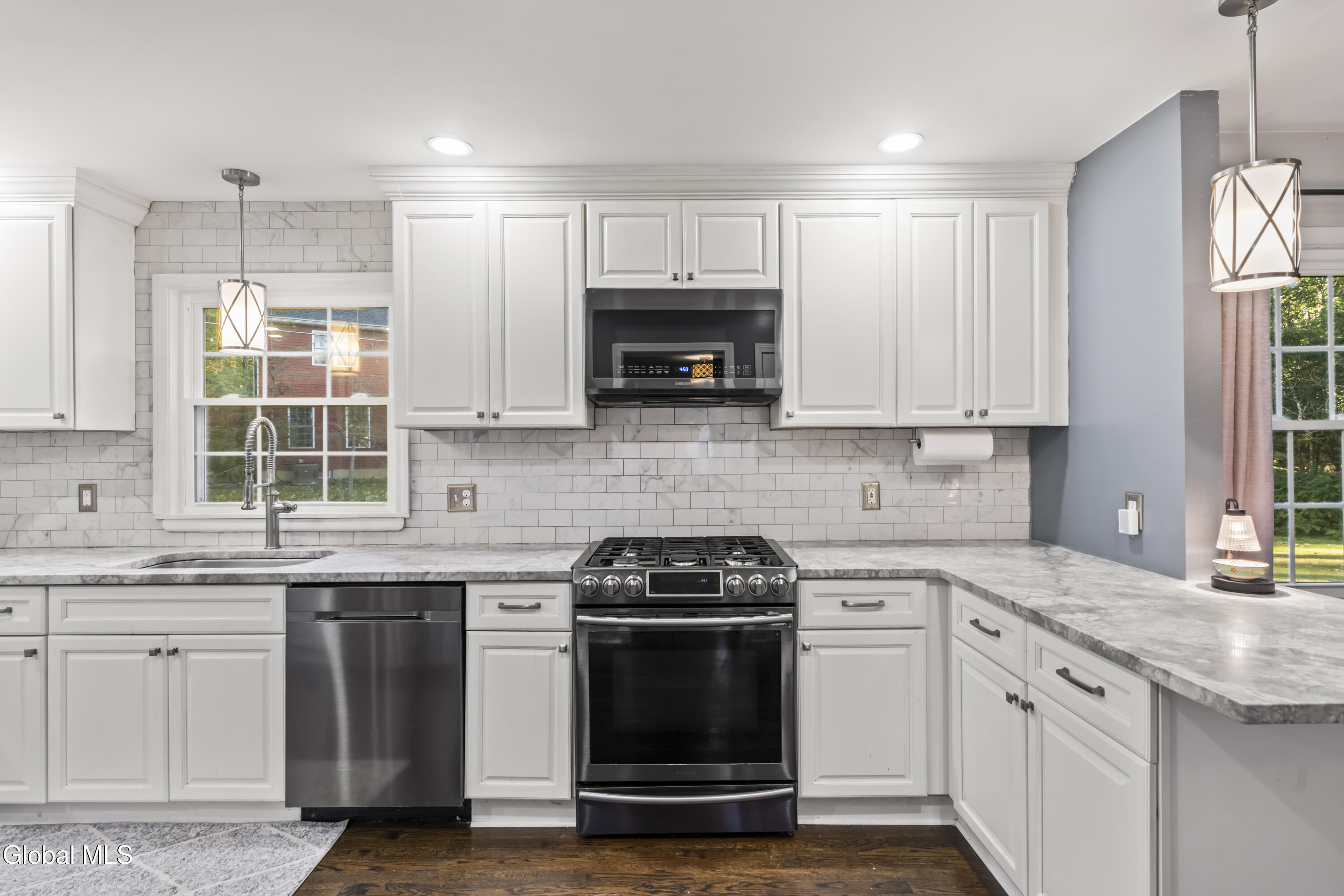 49 Devon Road Bethlehem, NY 12054 - Photo 15 of 30 49 Devon Pic O