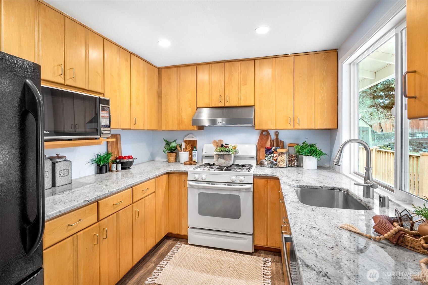 20214 12th Drive Southeast Bothell, WA 98012 - Photo 6 of 31