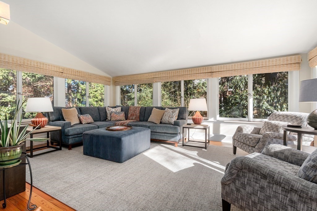 151 Rutledge Road Belmont, MA 02478 - Photo 8 of 31