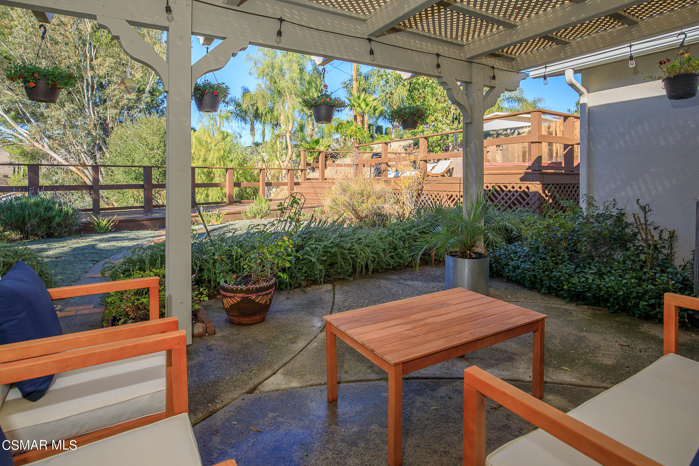 5475 Parkmor Road Calabasas, CA 91302 - Photo 20 of 38 5475 Parkmor-19