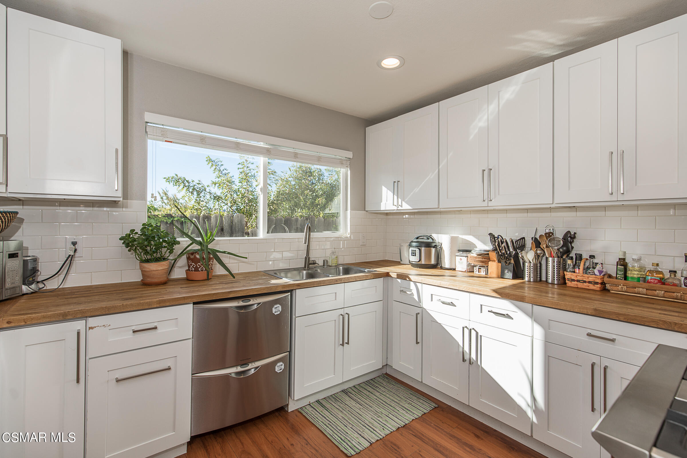 5475 Parkmor Road Calabasas, CA 91302 - Photo 9 of 38 5475 Parkmor-8