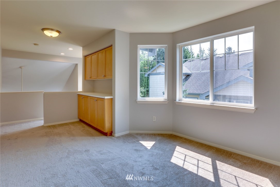 650 Chelan Place Northeast Renton, WA 98059 - Photo 17 of 25