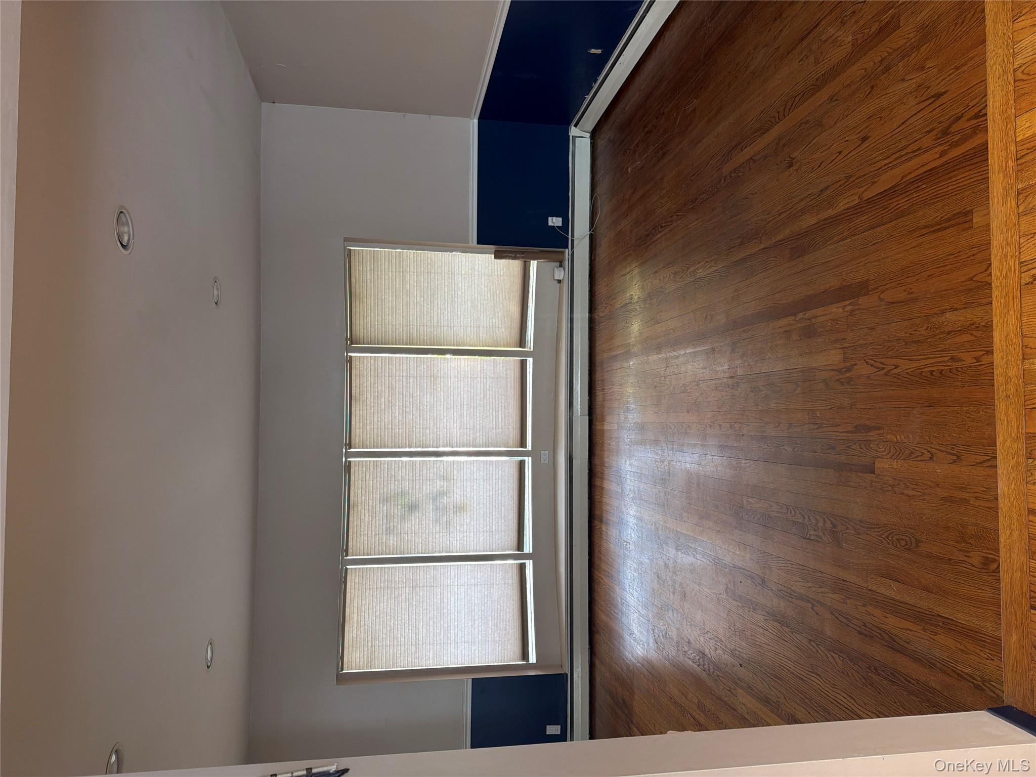 575 Rica Lane Woodmere, NY 11598 - Photo 4 of 24