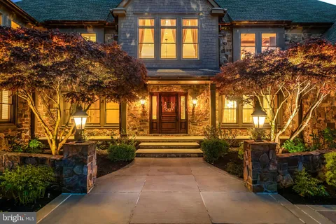 $2,300,000 | 728 Mill Street, Moorestown, NJ 08057