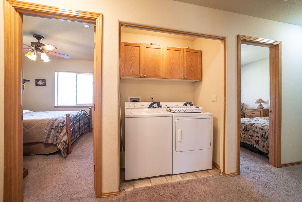 55943 Snow Goose Road Bend, OR 97707 - Photo 8 of 25 PhotoMyListing-11