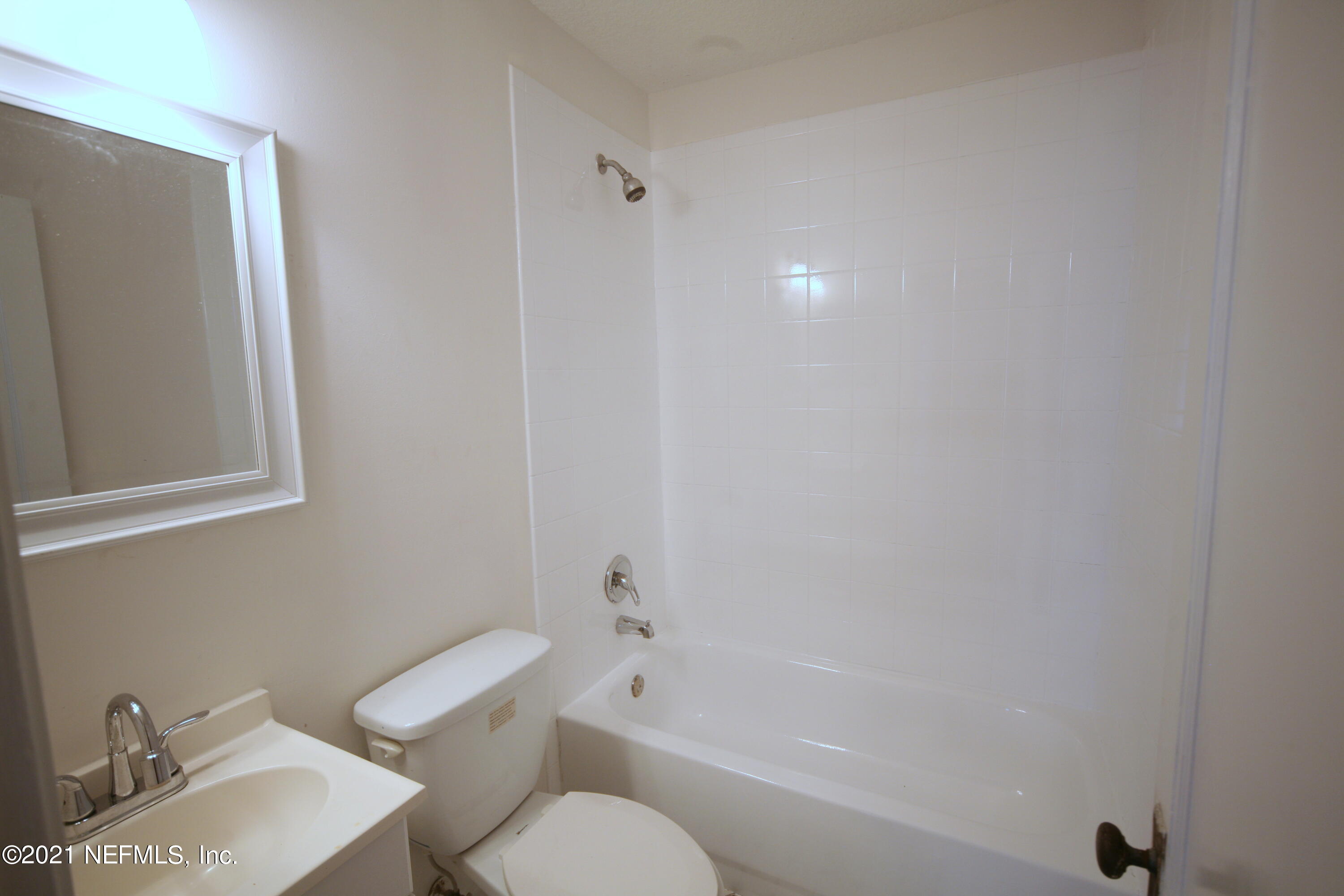 703 Ralph Street Jacksonville, FL 32204 - Photo 7 of 18 Bath1