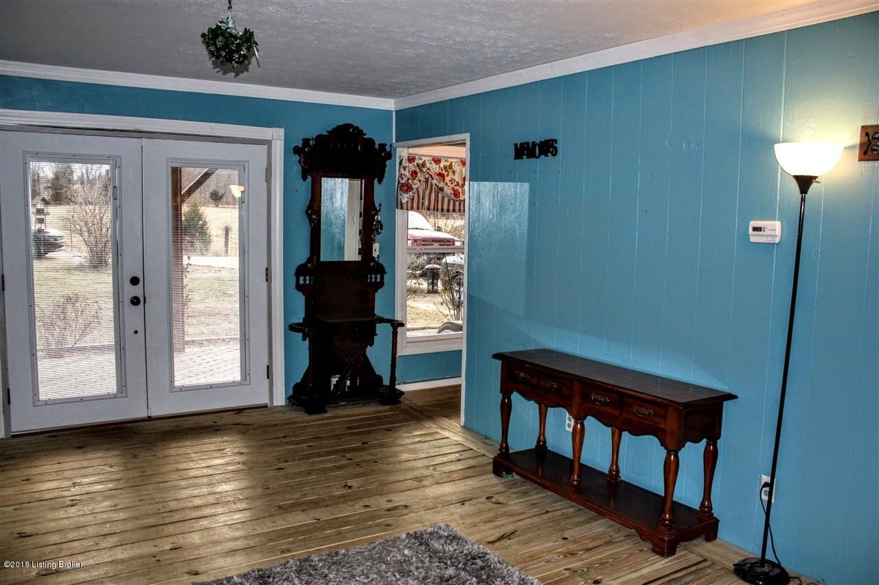 639 Stovall Road Elizabethtown, KY 42701 - Photo 2 of 31 full-10042003-11