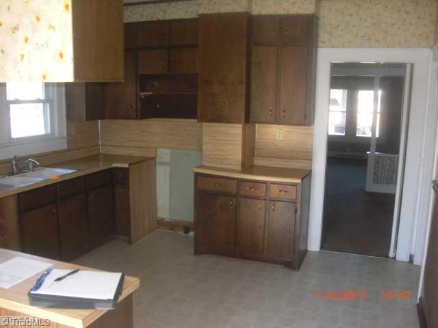 7086 Jordan Road Ramseur, NC 27316 - Photo 6 of 11 Kitchen.
