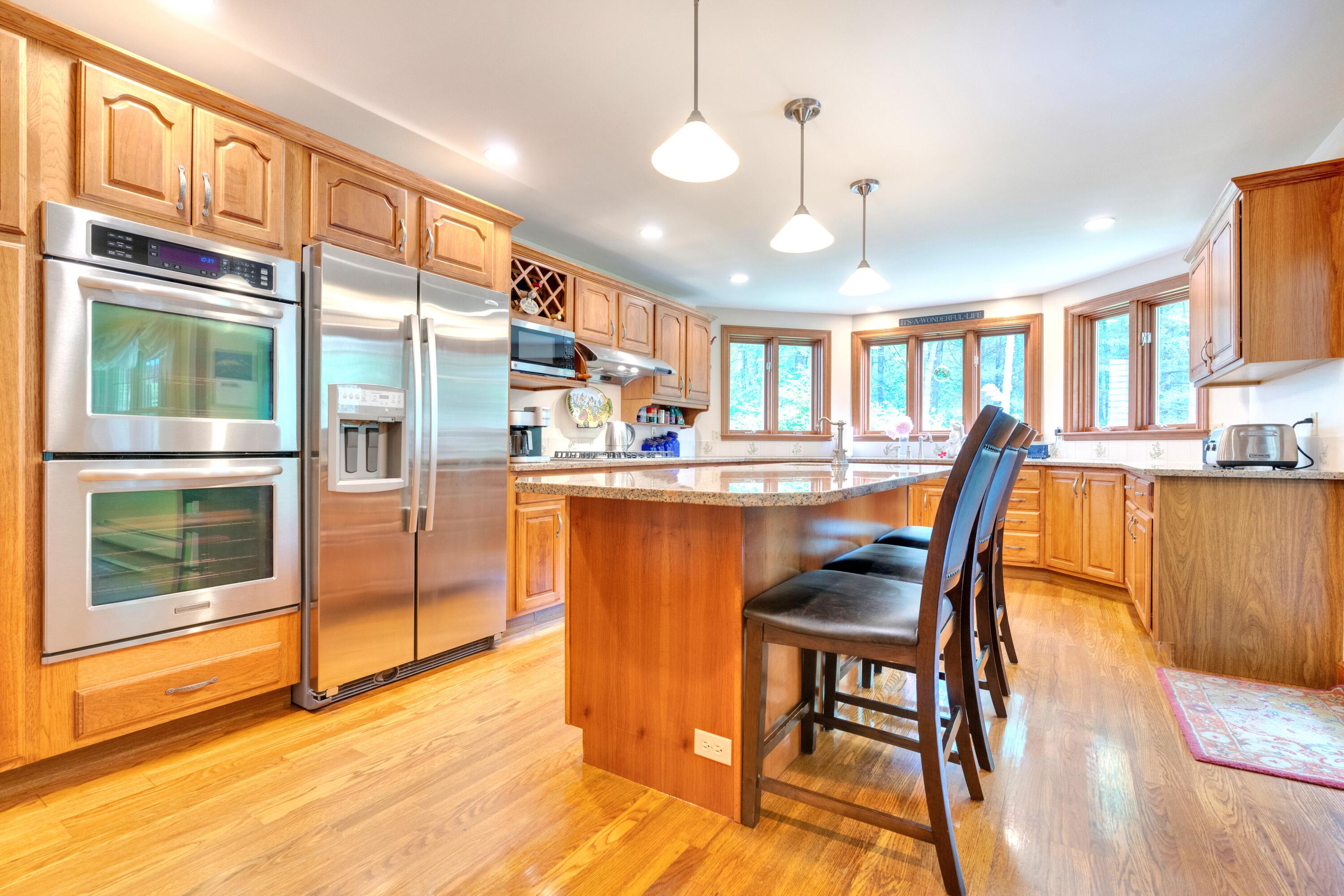 1047 Middle Road North Waterboro, ME 04061 - Photo 4 of 56 Kitchen