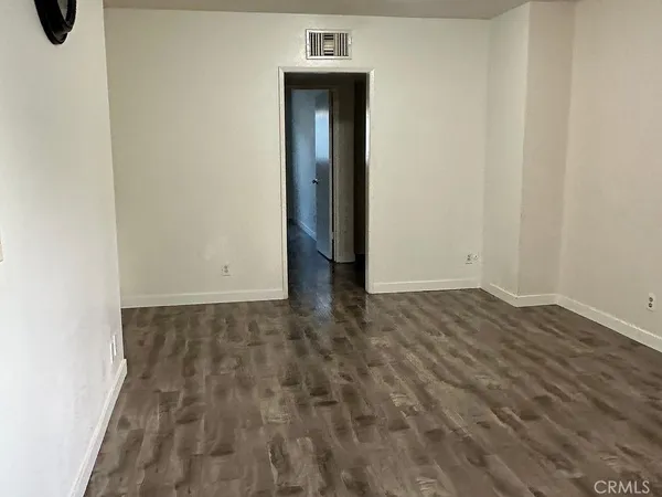 $1,950 | 12001 Burbank Boulevard, Unit 5, Valley Village, CA 91607