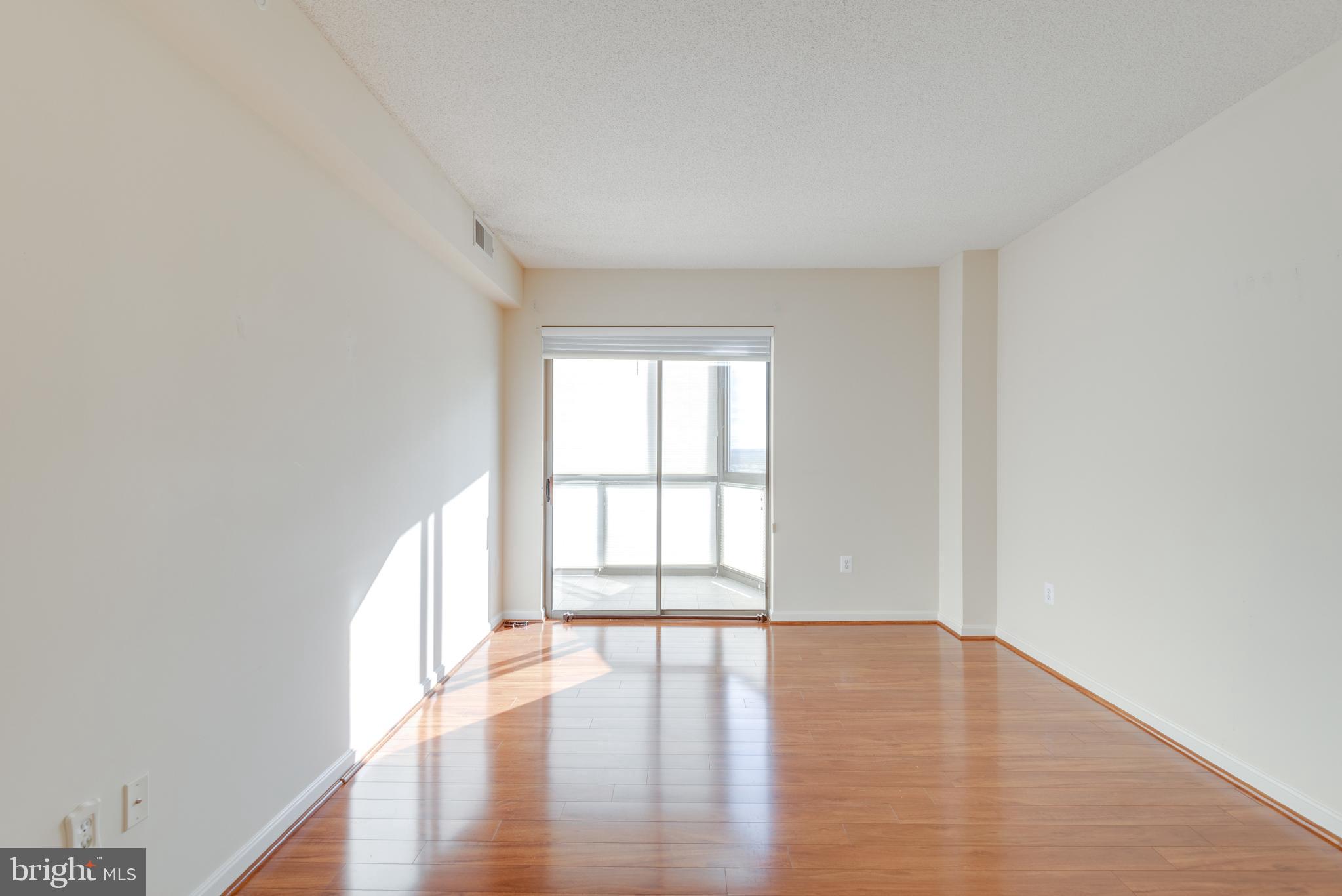 19365 Cypress Ridge Terrace, Unit 414 Leesburg, VA 20176 - Photo 18 of 42